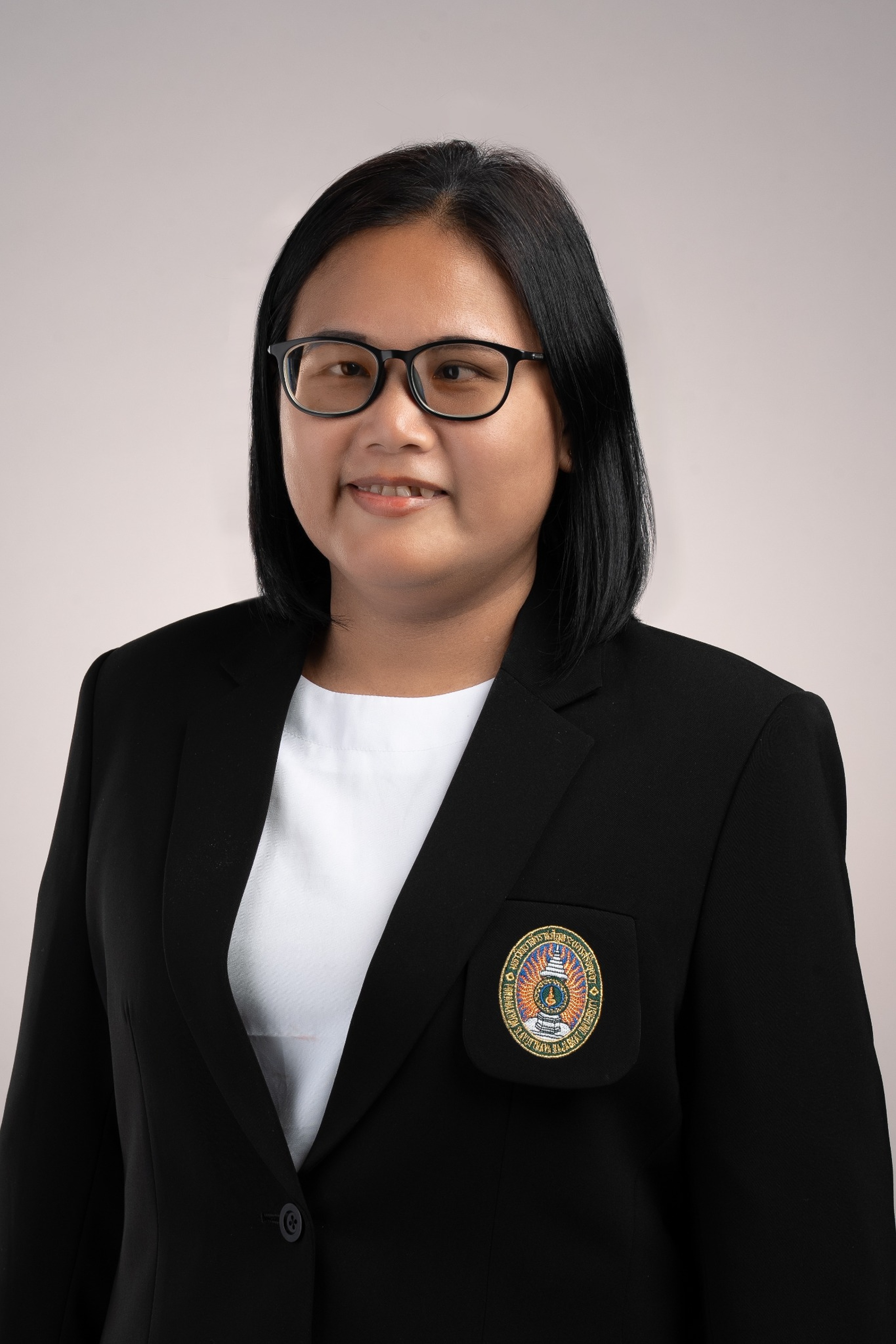 นางสาวพัชรี รุ่งจำรัส